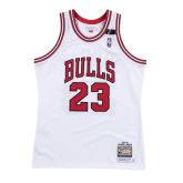 Mitchell & Ness NBA Chicago Bulls Michael Jordan 1991 Authentic Jersey - άσπρο - Φανέλα