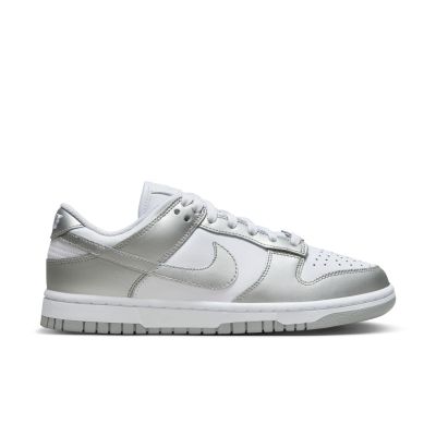 Nike Dunk Low "Metallic Silver" Wmns - άσπρο - Παπούτσια